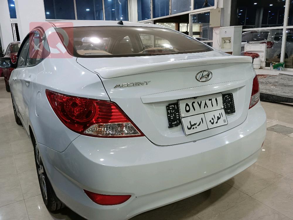 هیوندای ئەکسنت